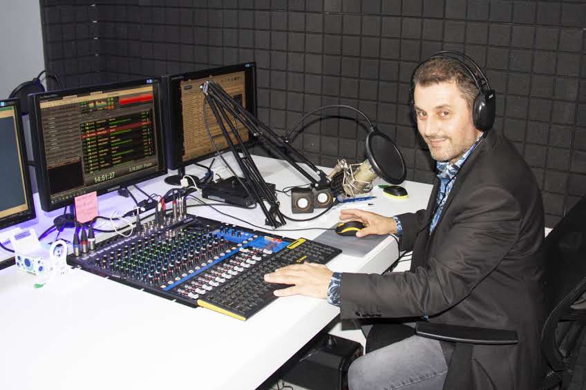 show-1